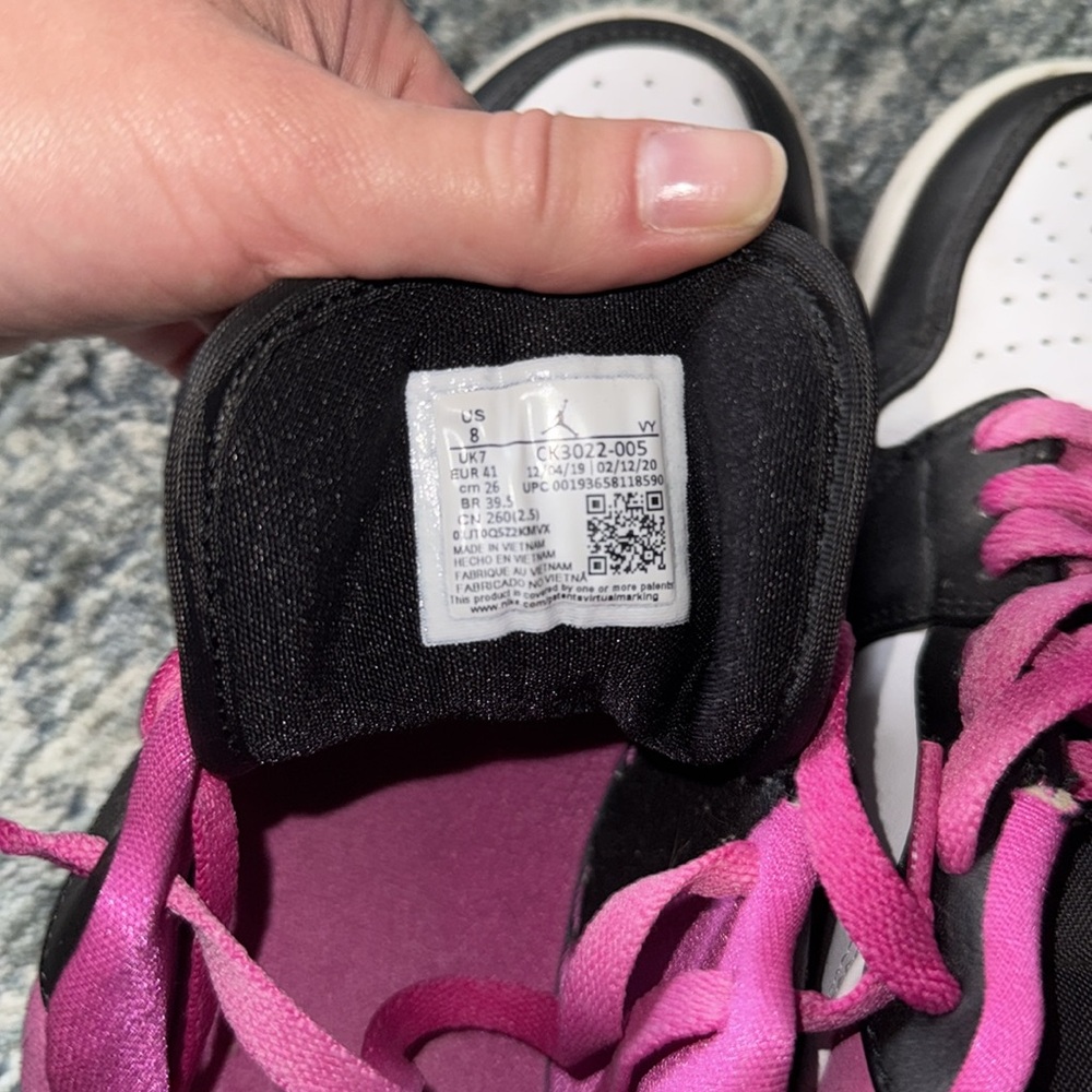 Jordan 1 lows - Picture 7 of 7